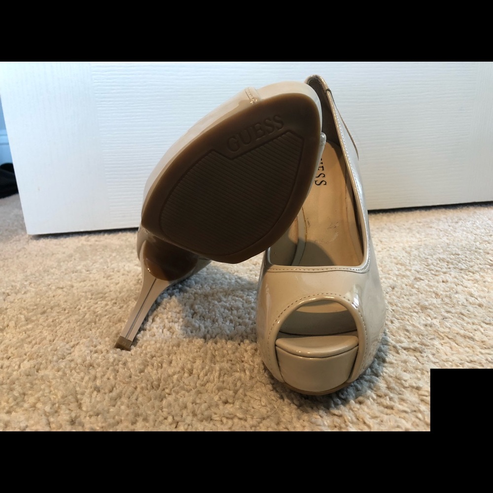 Heels - Picture 3 of 3